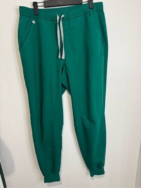 FIGS TANSEN JOGGER SCRUB PANTS. Medium. Green. Style: mxxsw2004 PO: 1700